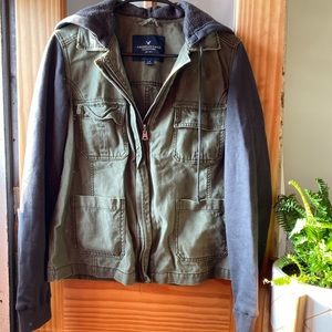 AMERICAN EAGLE zip up jacket